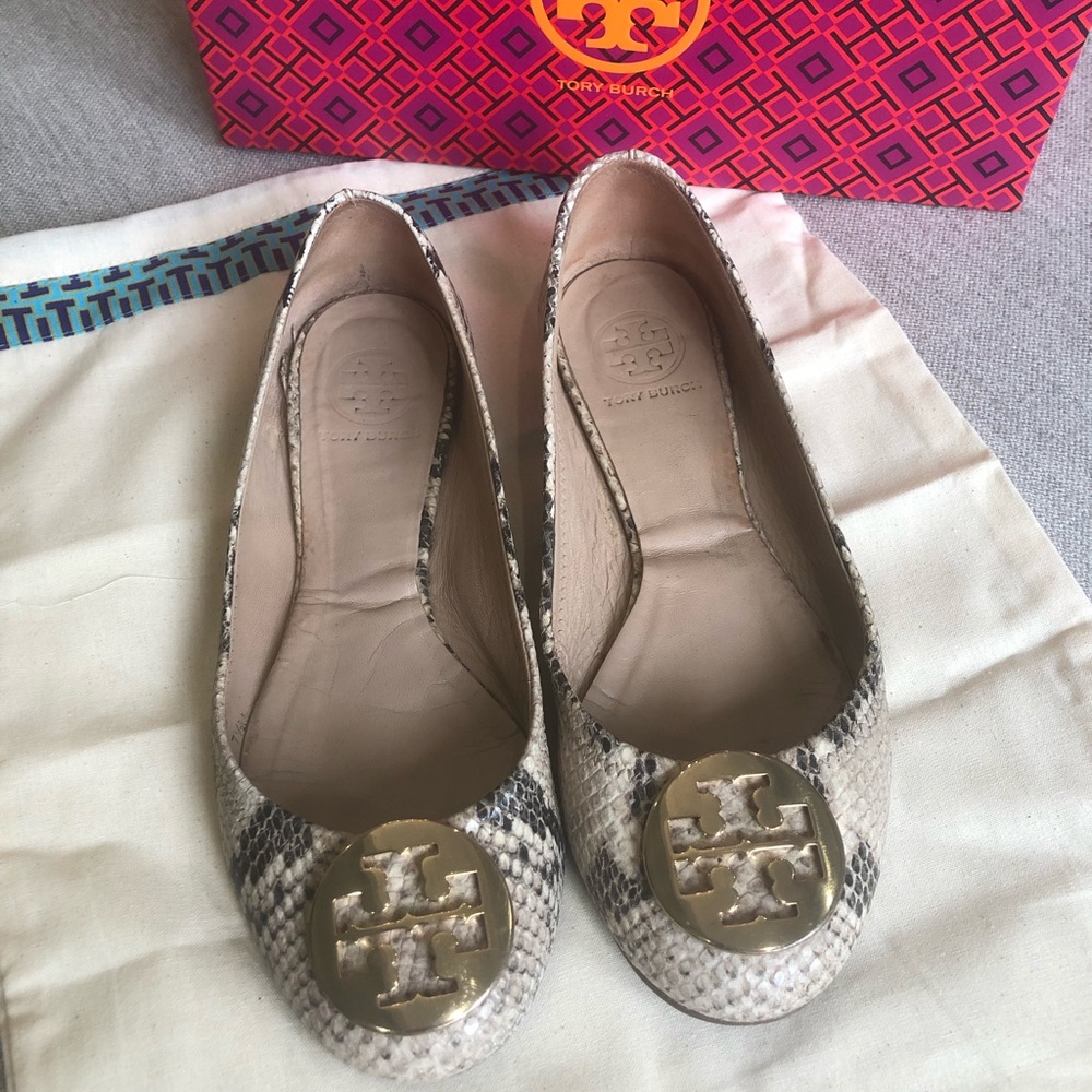 Tory Burch snake skin flats size 8
